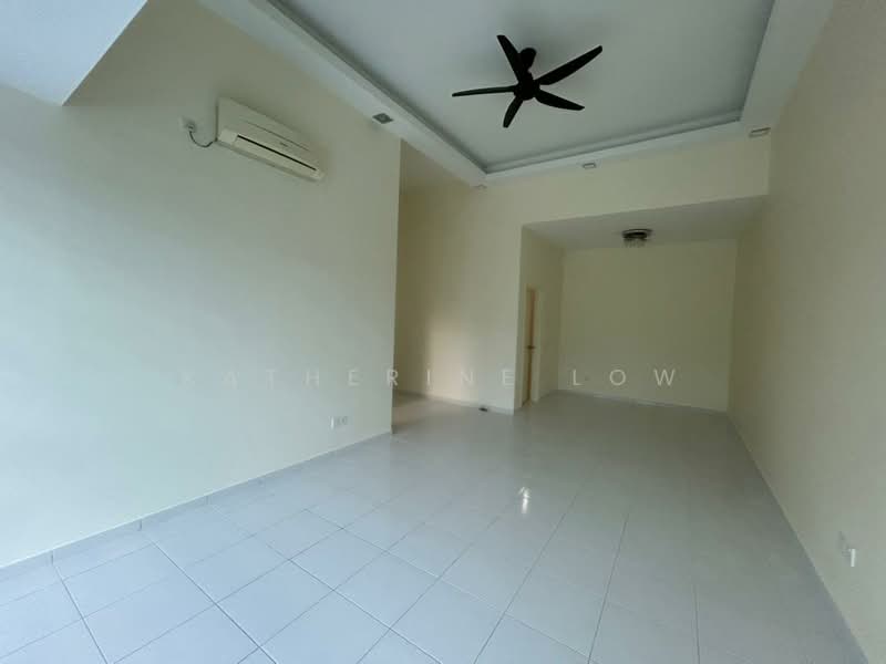 2-storey Terraced House for Rent in Taman Setia Indah (Tebrau) - Katherine Low - Living Room - PropertyGuru.com.my