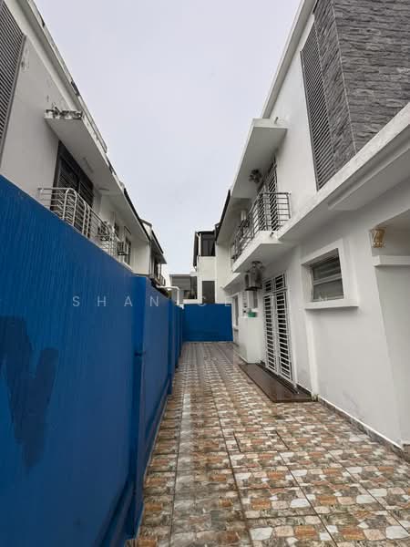 Link Bungalow for Sale in Mutiara Rini (Skudai) - Shanice Tan - Exterior - PropertyGuru.com.my