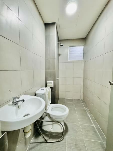Suria Pantai untuk Untuk Disewa - RM 1,500 /bulan, Feb 2026 - Bathroom - PropertyGuru.com.my