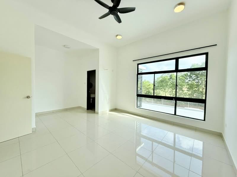 Taman Mutiara Rini untuk Untuk Disewa - RM 2,600 /bulan, Mac 2026 - Living Room - PropertyGuru.com.my