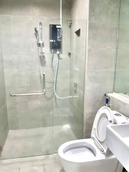 Service Residence for Rent at The Place @ Cyberjaya - Hasif Ludin - Bathroom - PropertyGuru.com.my