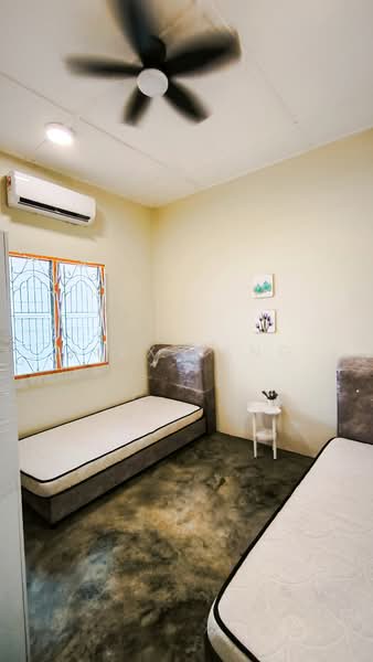 1-storey Terraced House for Sale in Senai (Johor) - Alex Pang - Bedroom - PropertyGuru.com.my