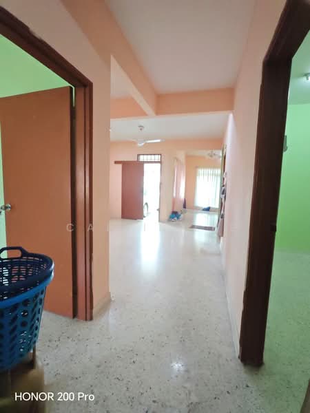 Semi-Detached House for Rent in Taman Perling (Perling) - Calvin Lee - Corridor - PropertyGuru.com.my