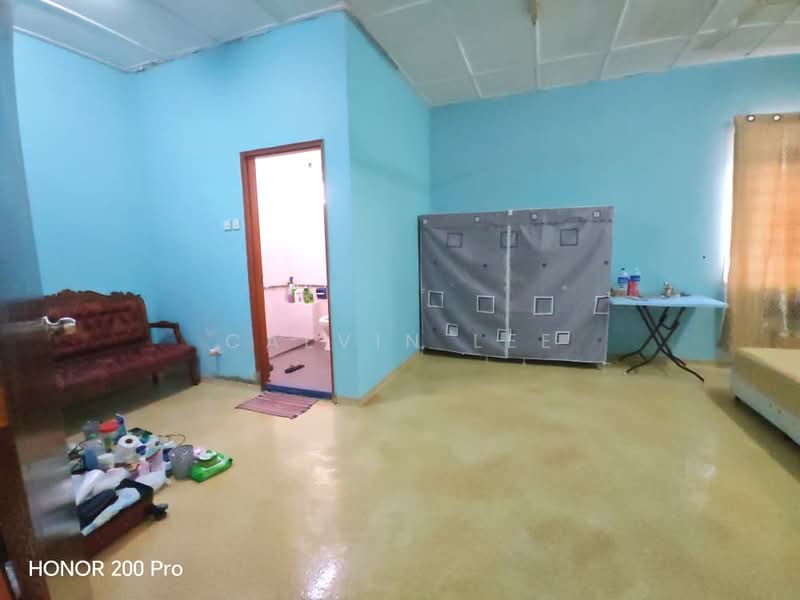 Semi-Detached House for Rent in Taman Perling (Perling) - Calvin Lee - Living Room - PropertyGuru.com.my
