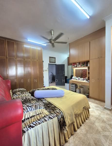 2-storey Terraced House for Sale in Bandar Tun Hussein Onn (Cheras) - Reen Mohamad - Bedroom - PropertyGuru.com.my