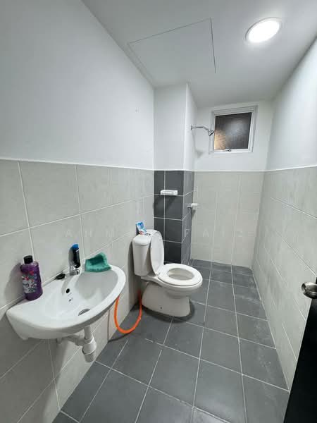 Kita Ria @ Cybersouth untuk Untuk Disewa - RM 1,100 /bulan, Feb 2026 - Bathroom - PropertyGuru.com.my