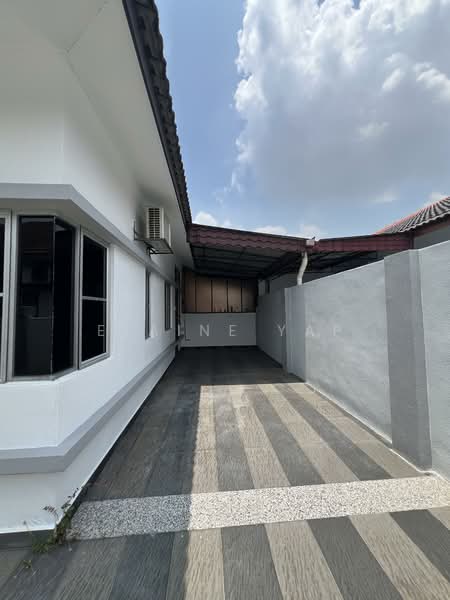 Semi-Detached House for Sale in Kapar (Selangor) - Elaine Yap - Exterior - PropertyGuru.com.my