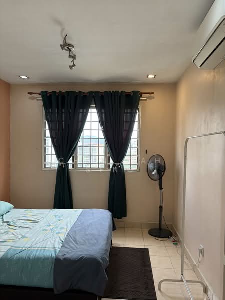 Condominium for Sale at Bayu Tasik 2 - Chen Kah Seng - Bedroom - PropertyGuru.com.my