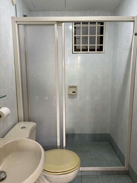 Condominium for Sale at Bayu Tasik 2 - Chen Kah Seng - Bathroom - PropertyGuru.com.my