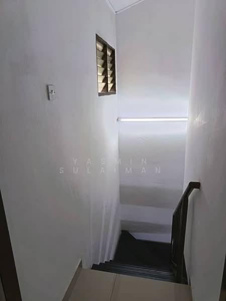 REFURBISHED 2.5 Double Storey Terrace Taman Sri Sinar untuk Untuk Dijual - RM 430,000, Mac 2026 - Interior - PropertyGuru.com.my