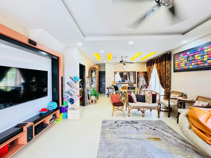 2-storey Terraced House for Sale in Bandar Baru Salak Tinggi (Sepang) - Yasmin Sulaiman - Living Room - PropertyGuru.com.my