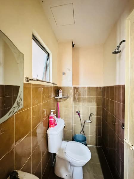 2-storey Terraced House for Sale in Bandar Baru Salak Tinggi (Sepang) - Yasmin Sulaiman - Bathroom - PropertyGuru.com.my