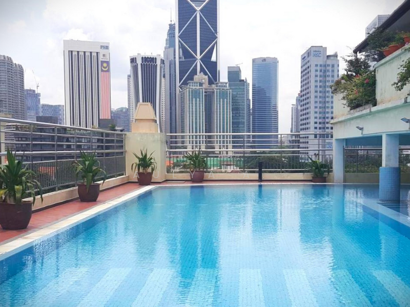 Holiday Place (D-Villa Residence) untuk Untuk Disewa - RM 2,700 /bulan, Mac 2026 - Pool - PropertyGuru.com.my