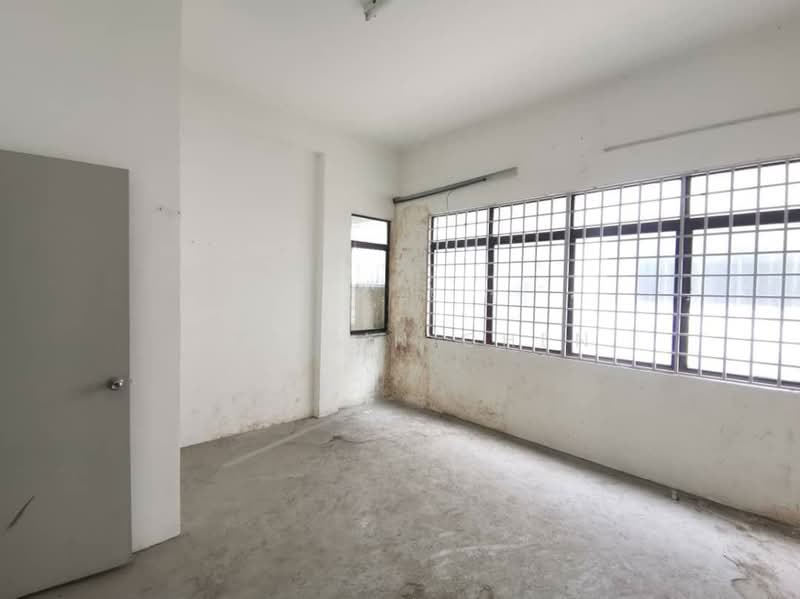 Shop / Office for Rent in Permas Jaya (Johor) - Yap Sin Chen - Interior - PropertyGuru.com.my