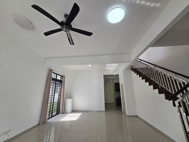 Cluster House for Rent in Bukit Indah (Iskandar Puteri (Nusajaya)) - Li Wei - Living Room - PropertyGuru.com.my
