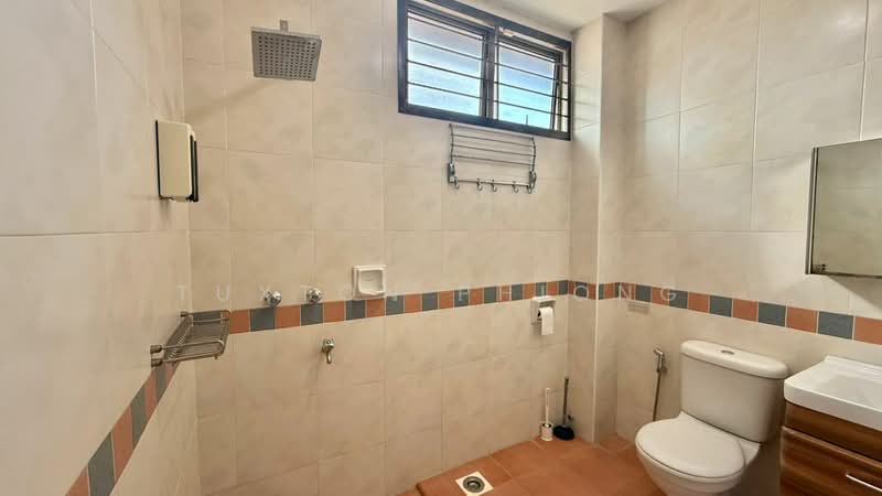 2-storey Terraced House for Sale in Johor Bahru (Johor) - Tuxton Phiong - Bathroom - PropertyGuru.com.my