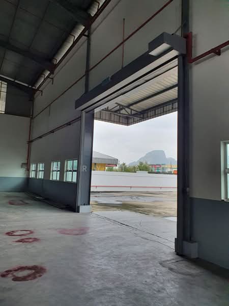 Factory for Rent in Gopeng (Perak) - Gary Tang - Exterior - PropertyGuru.com.my