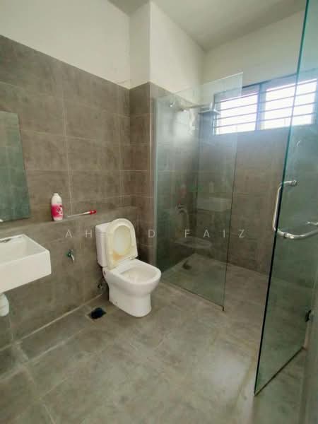 2-storey Terraced House for Sale in Dengkil (Selangor) - Ahmad Faiz - Bathroom - PropertyGuru.com.my