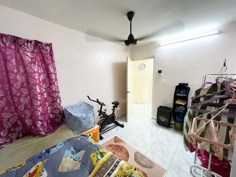 Apartment for Sale at Ukay Indah - Azean Wahab - Bedroom - PropertyGuru.com.my