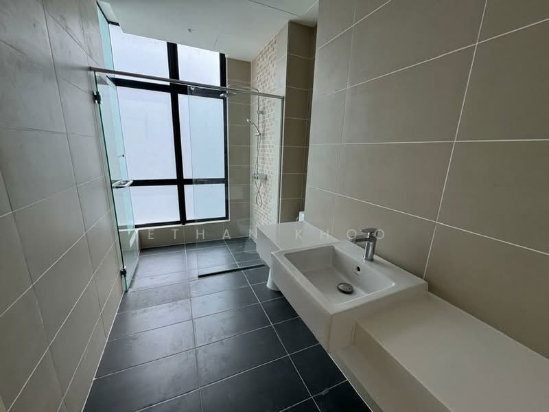 Brezza Hill untuk Untuk Dijual - RM 600,000, Feb 2026 - Bathroom - PropertyGuru.com.my