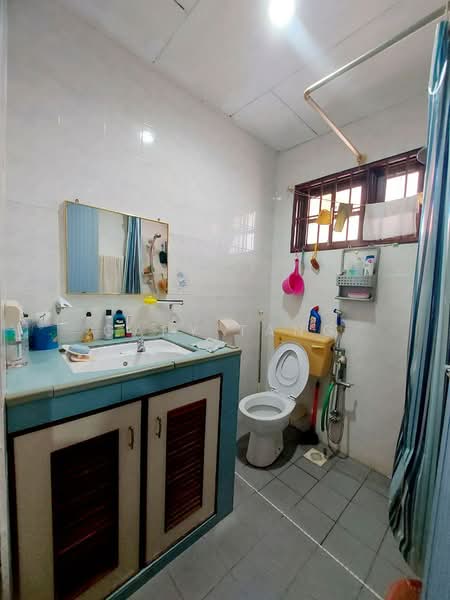 2.5-storey Terraced House for Sale in Fair Park (Ipoh) - Gary Tang - Bathroom - PropertyGuru.com.my