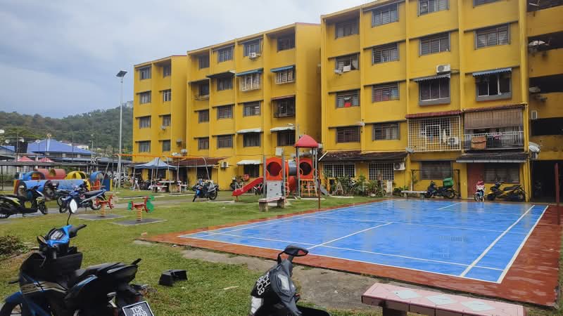 Flat for Sale at Flat Pkns Au3 - Azlan Shafei - Exterior - PropertyGuru.com.my