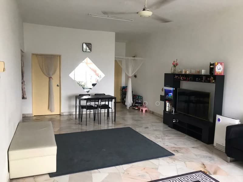 Apartment for Sale at Pangsapuri Lagoon Perdana - Abby Woo - Living Room - PropertyGuru.com.my