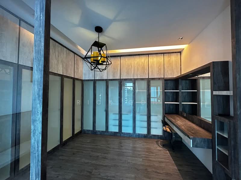 The Peak Residences untuk Untuk Dijual - RM 550,000, Feb 2026 - Study - PropertyGuru.com.my