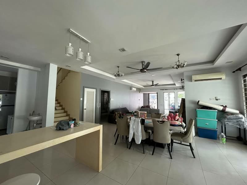 2-storey Terraced House for Sale in Alam Impian (Shah Alam) - Muin Mn - Living Room - PropertyGuru.com.my