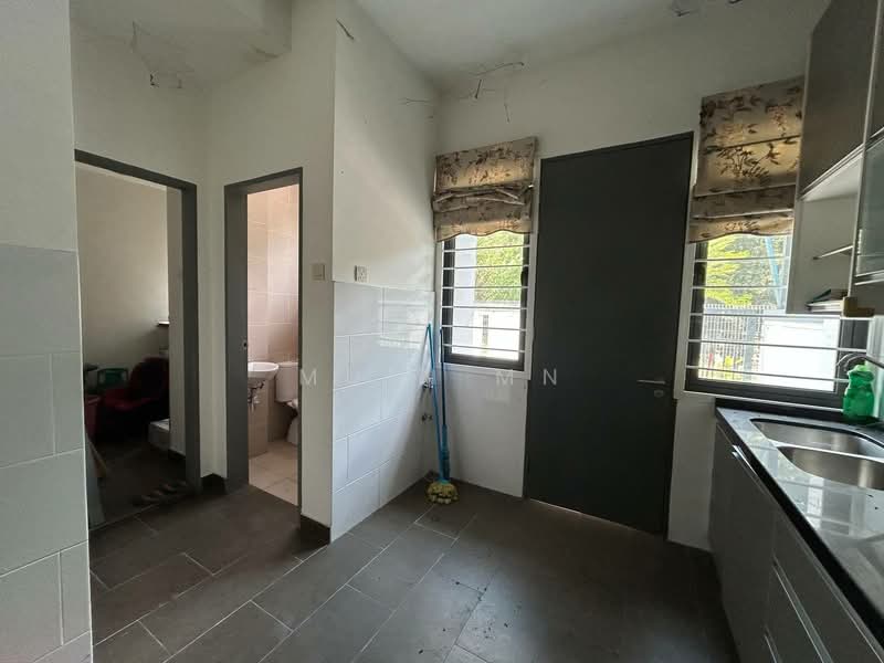 2-storey Terraced House for Sale in Alam Impian (Shah Alam) - Muin Mn - Kitchen - PropertyGuru.com.my