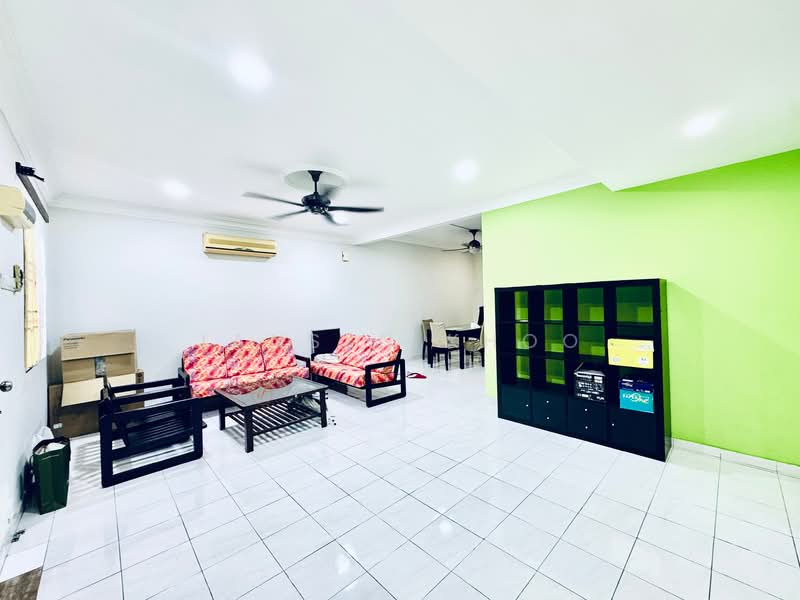 2-storey Terraced House for Sale in Bandar Bukit Tinggi 2 (Klang) - Jansen Khoo - Living Room - PropertyGuru.com.my