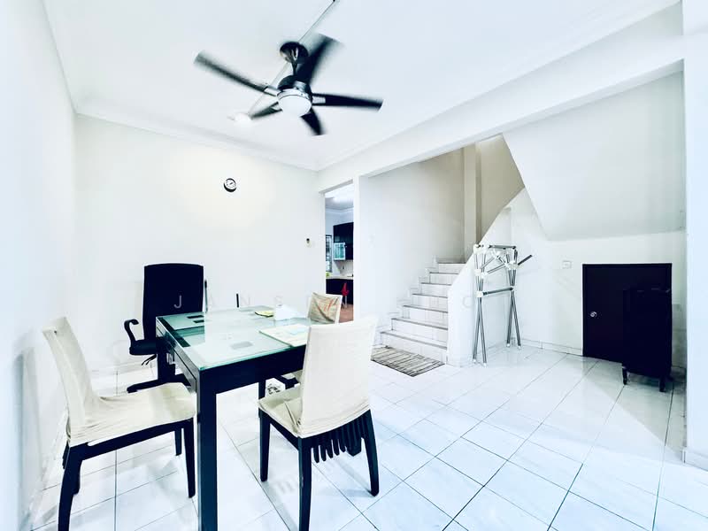 2-storey Terraced House for Sale in Bandar Bukit Tinggi 2 (Klang) - Jansen Khoo - Dining Room - PropertyGuru.com.my