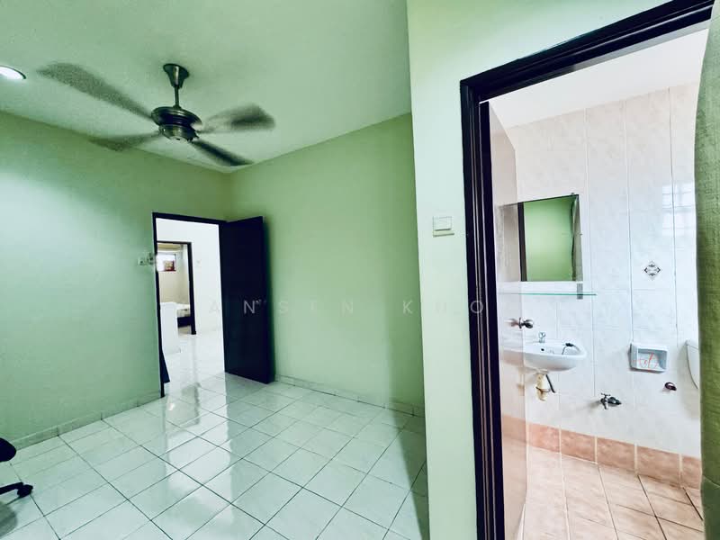 2-storey Terraced House for Sale in Bandar Bukit Tinggi 2 (Klang) - Jansen Khoo - Interior - PropertyGuru.com.my