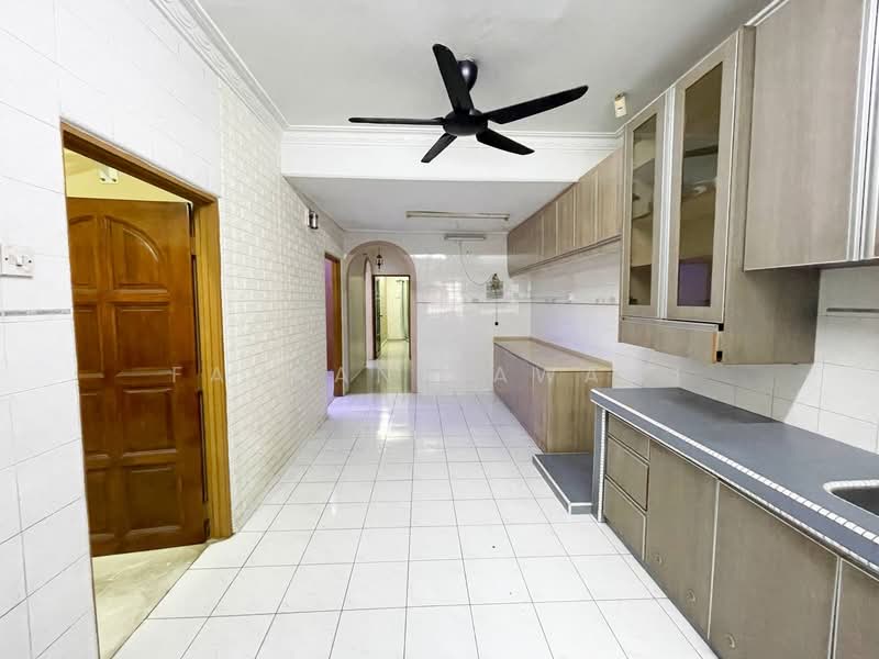Taman Mewah Jaya @ Klang untuk Untuk Dijual - RM 420,000, Mac 2026 - Kitchen - PropertyGuru.com.my