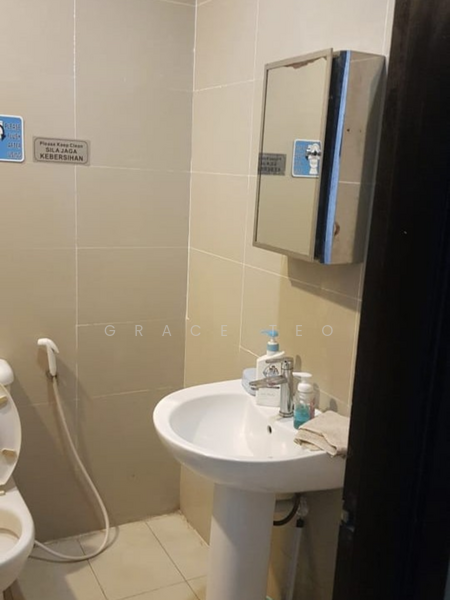 3-storey Terraced House for Sale in Tuaran (Sabah) - Grace Teo - Bathroom - PropertyGuru.com.my