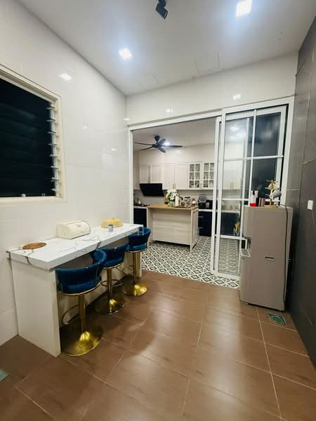 D'Grande @ Bukit Indah untuk Untuk Dijual - RM 1,900,000, Mac 2026 - Kitchen - PropertyGuru.com.my