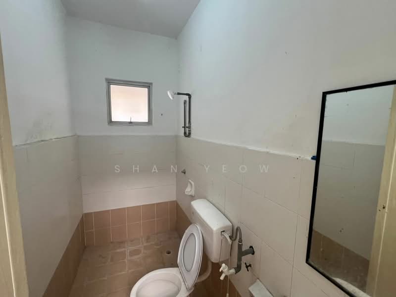 Crescentia Park untuk Untuk Dijual - RM 330,000, Mac 2026 - Bathroom - PropertyGuru.com.my