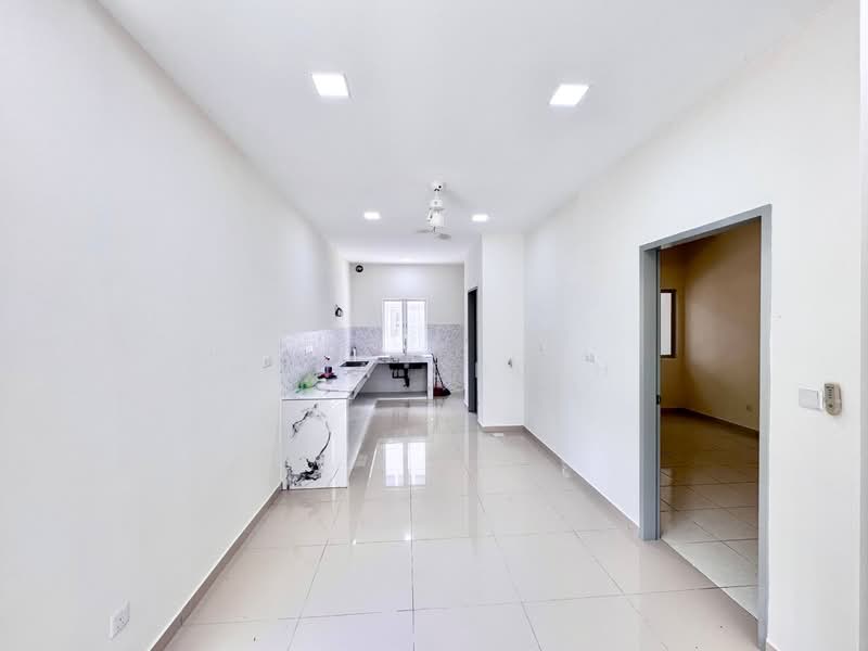 Terraced House for Sale in Sepang (Selangor) - Nana Cheah - Kitchen - PropertyGuru.com.my