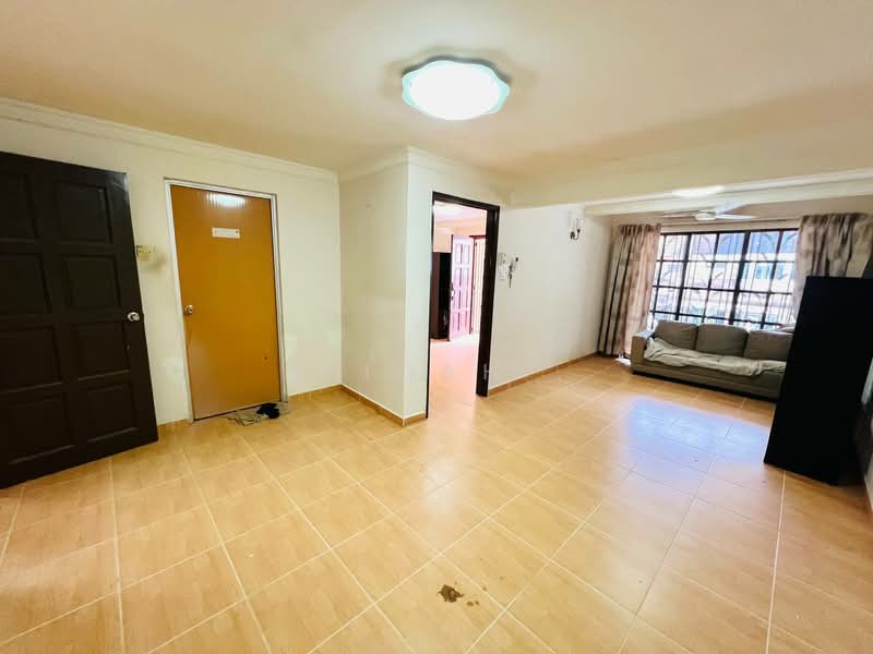 3-storey Terraced House for Sale in Bukit Antarabangsa (Ulu Kelang) - Afiqah . - Living Room - PropertyGuru.com.my