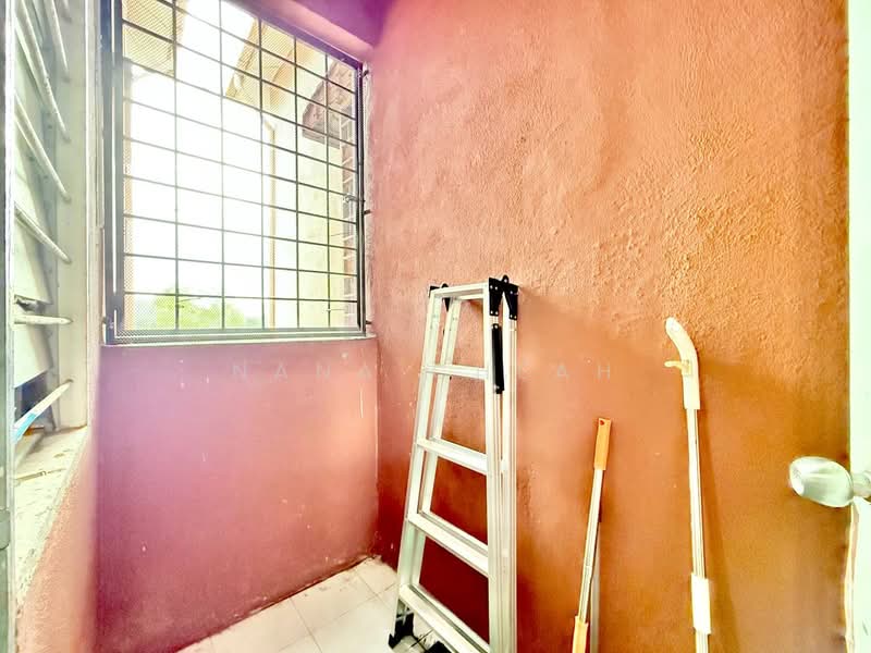 Apartment for Sale at Pangsapuri Putra Impian - Nana Cheah - Balcony - PropertyGuru.com.my