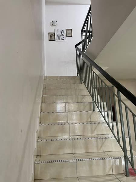 2-storey Terraced House for Sale in Taman Bestari Indah (Ulu Tiram) - Shi Ting - Interior - PropertyGuru.com.my