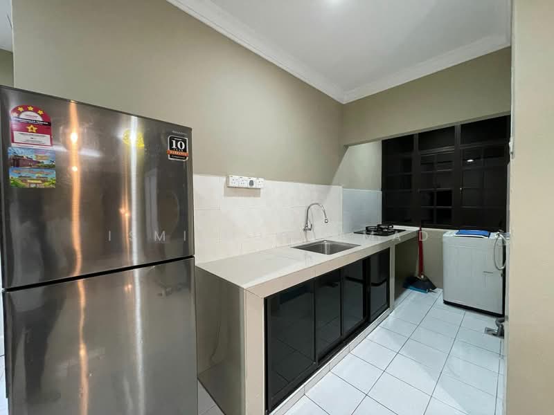 Apartment for Sale at Pangsapuri Perdana Villa - Ismi Muhammad - Kitchen - PropertyGuru.com.my
