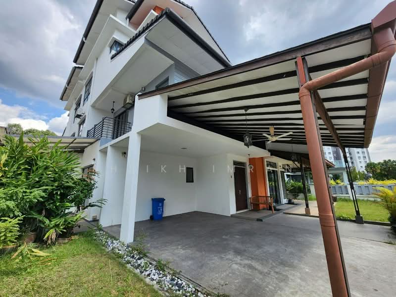 Semi-Detached House for Sale in Bukit Jelutong (Shah Alam) - Sheikh Imran - Exterior - PropertyGuru.com.my