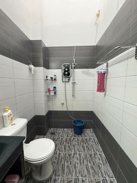 Double Storey Terrace Taman Damai Utama Bandar Kinrara Puchong untuk Untuk Dijual - RM 840,000, Feb 2026 - Bathroom - PropertyGuru.com.my