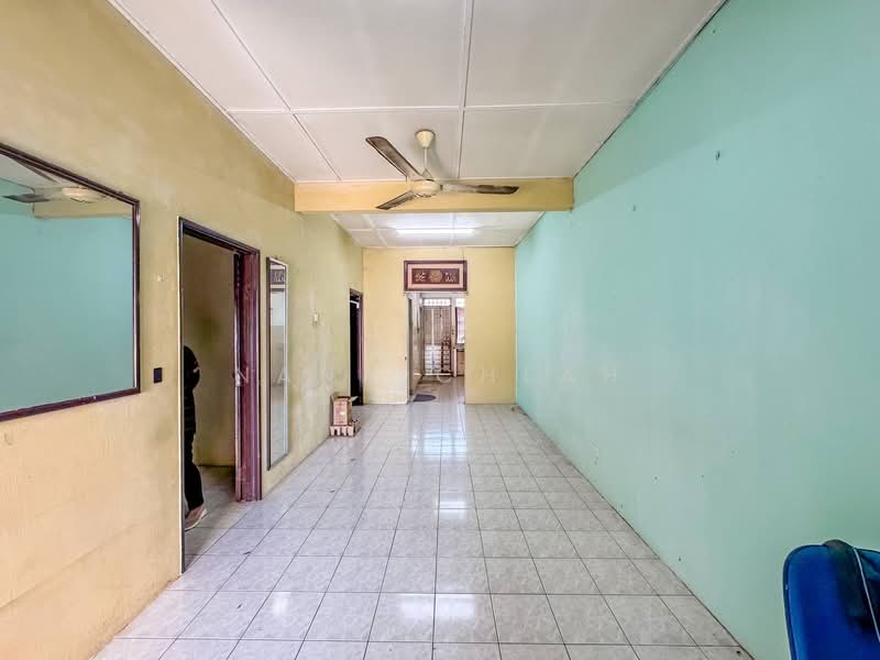 Residential Land for Sale in Telok Panglima Garang (Selangor) - Nana Cheah - Living Room - PropertyGuru.com.my