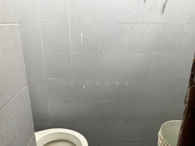 3 Storey Terrace Taman Sentul Jaya, Sentul Kuala Lumpur untuk Untuk Dijual - RM 399,999, Mac 2026 - Bathroom - PropertyGuru.com.my