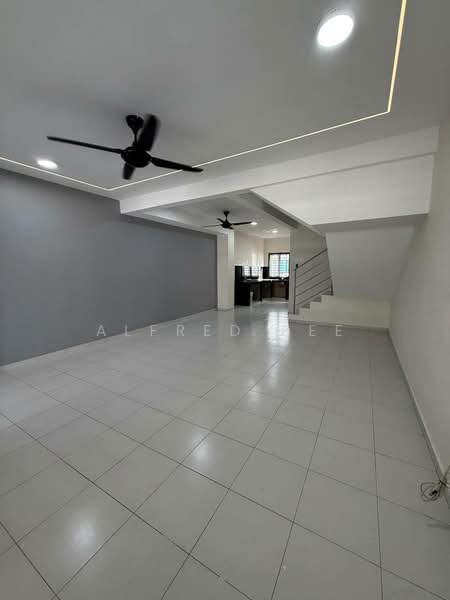 2-storey Terraced House for Sale in Johor Bahru (Johor) - Alfred Pee - Living Room - PropertyGuru.com.my
