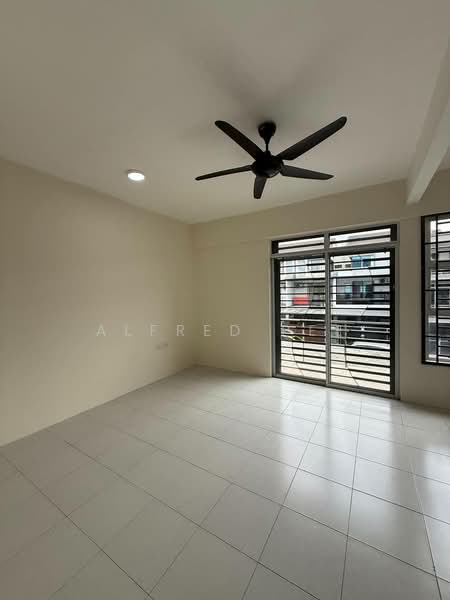 2-storey Terraced House for Sale in Johor Bahru (Johor) - Alfred Pee - Living Room - PropertyGuru.com.my