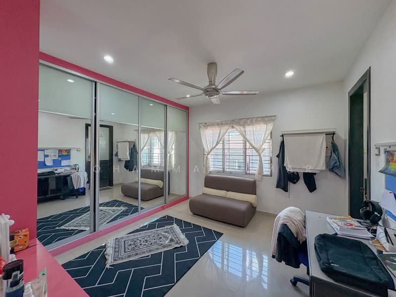 Rumah Banglo untuk Dijual di Taman Rasah Kemayan (Rasah) - Mohammad Omar - PropertyGuru.com.my