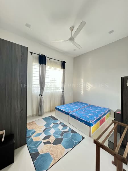 Bungalow for Sale in Taman Semarak (Kuala Nerus) - Ariff . - Bedroom - PropertyGuru.com.my